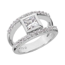 14K White Gold Ladies Diamond Ring 0.92ct