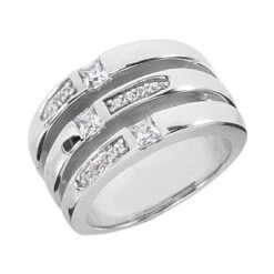 14K White Gold Right Hand Diamond Ladies Ring 0.50ct