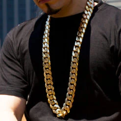 Front Page -H'Hen Sale Store 15 kilo miami cuban link chain 14k solid gold necklace 3
