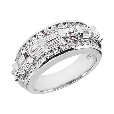 18K White Gold Ladies Diamond Ring 2.15ct 3 18K White Gold Ladies Diamond Ring 2.15ct