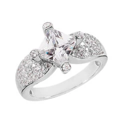 18K White Gold Ladies Diamond Ring 2.26ct