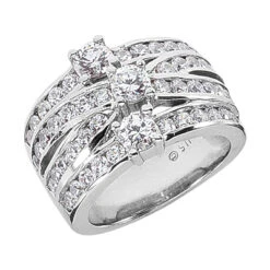 18K White Gold Right Hand Diamond Ladies Ring 2.50ct