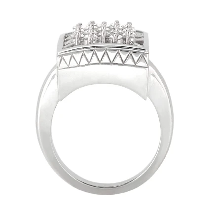 18K White Gold Right Hand Ladies Diamond Ring 0.51ct 5 18K White Gold Right Hand Ladies Diamond Ring 0.51ct - Image 3