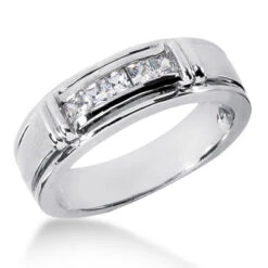 18K White Gold Women's Diamond Wedding Ring 0.50ct 6.3mm