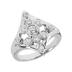 Platinum Right Hand Ladies Diamond Ring 0.85ct